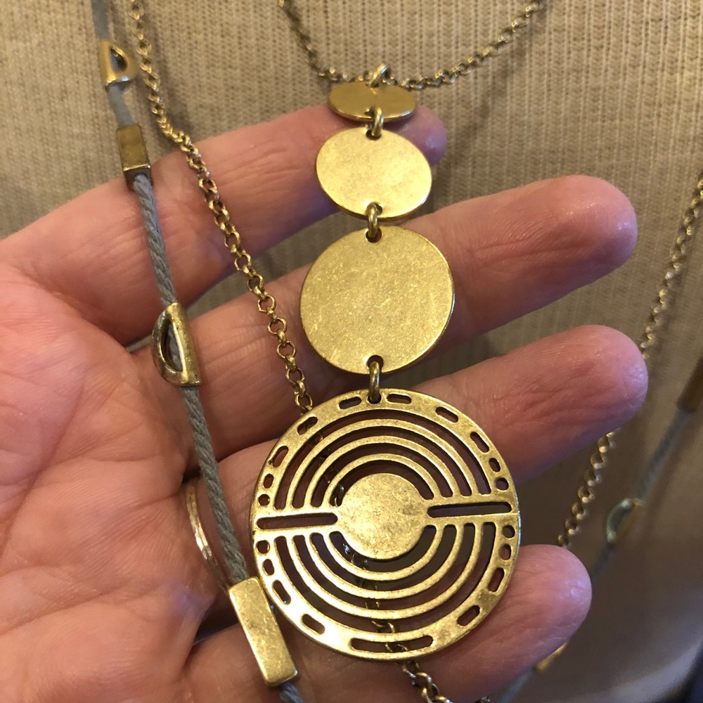 Lucky Brand Necklace triple strand- gold tone with gray cord - 4 circle pendant - Picture 7 of 13